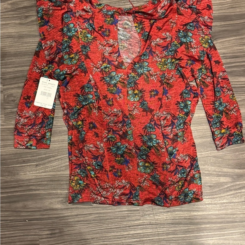 Free People Dock Street Floral Ruffle Top Red Women’s XS NWT - Picture 5 of 6
